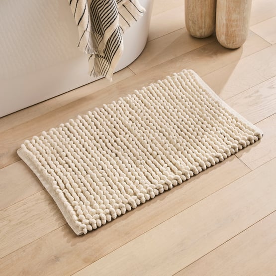 Chunky Bobble Natural Bath Mat