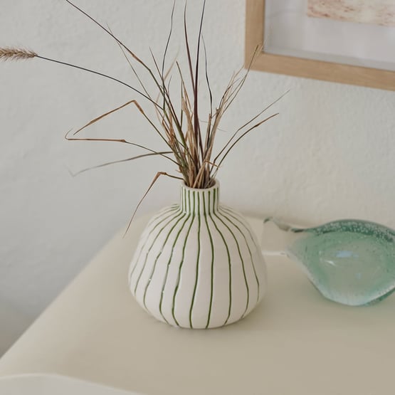 Elio Stripe White & Green Vase