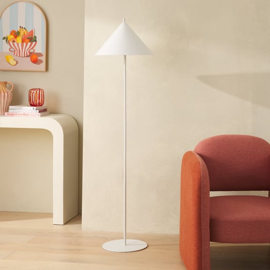Hariette White Matte Floor Light