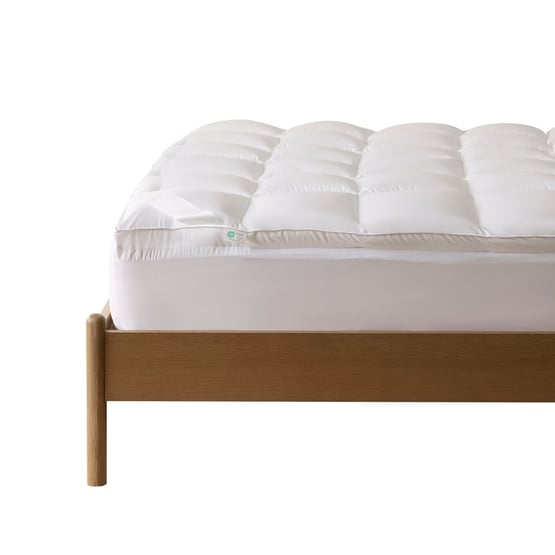 World's Softest Topper